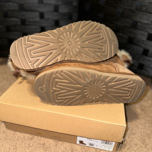 Uggggggggsssss - Picture 2 of 8